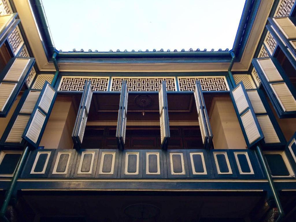 Hermes Palace Hotel Medan Exterior foto