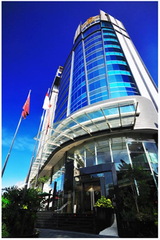 Hermes Palace Hotel Medan Exterior foto